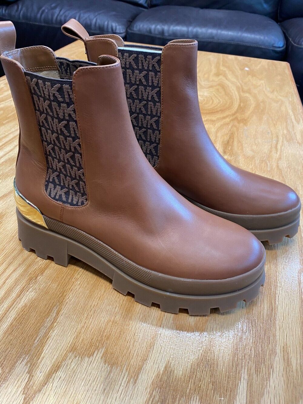 Michael Kors MK Chelsea Boots Women's 8.5 M Brown Leather Slip On Round Toe S24
